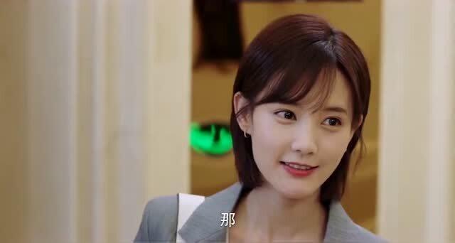 带你吃瓜搞笑场景视频,笑料百出！带你重温那些搞笑吃瓜场景