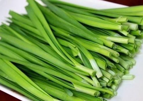 韭菜能炒佛手瓜吃吗视频,家常美味新搭配