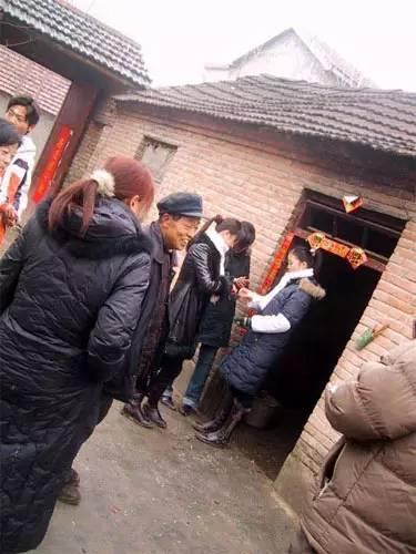 农村真实相亲吃瓜视频大全,趣味横生吃瓜瞬间，揭秘乡村婚恋百态