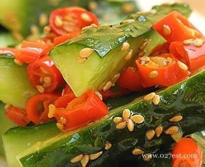 捞汁脆瓜桃仁怎么吃的视频