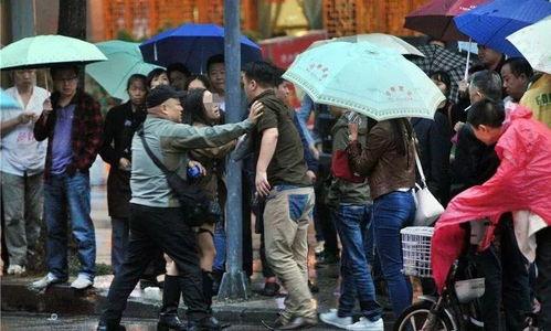 扬州吃瓜群众事件真相视频,揭秘背后真相与争议