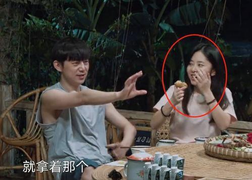 看戏吃瓜喝奶茶视频播放,看戏吃瓜，视频播放新潮流